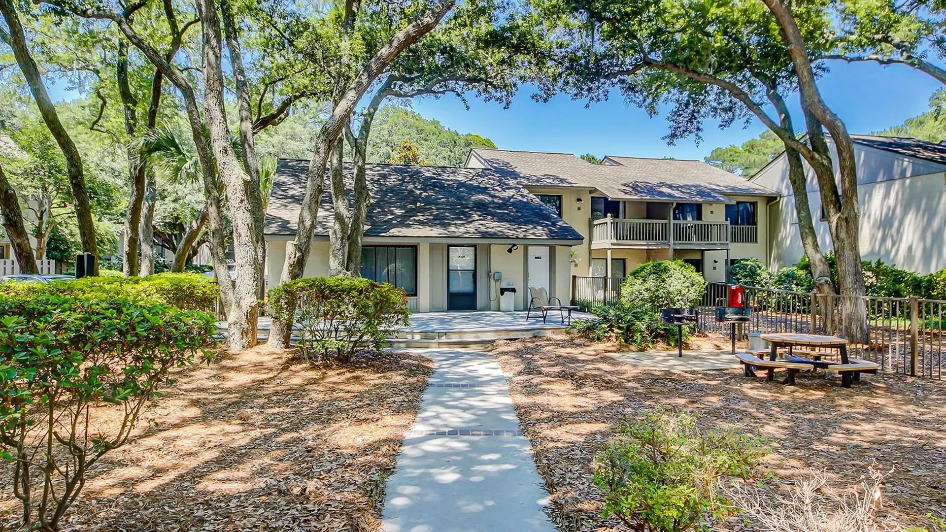 Stones Throw 43 Apartment Hilton Head Island 0*,  United States